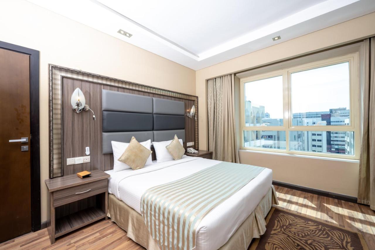Pearl Swiss Hotel Dubai Exteriör bild