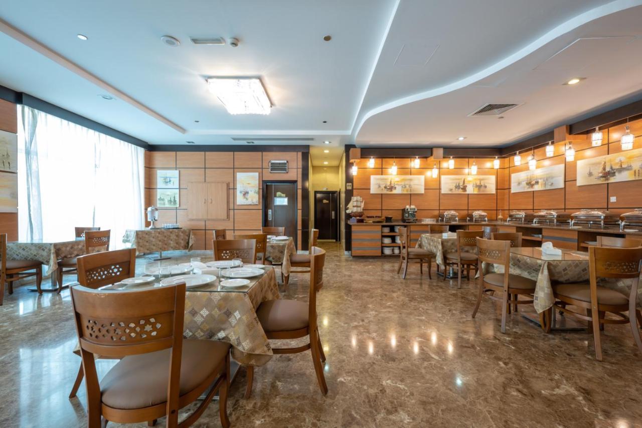 Pearl Swiss Hotel Dubai Exteriör bild