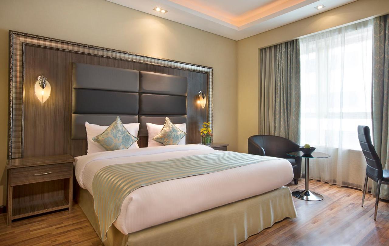 Pearl Swiss Hotel Dubai Exteriör bild